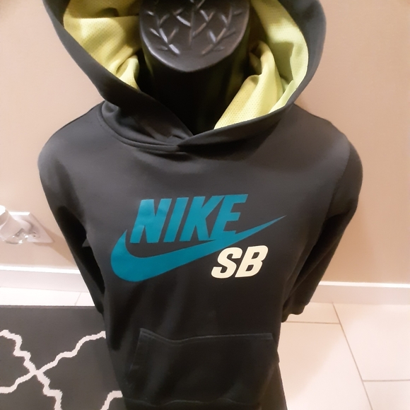 Nike Hoodie - Picture 3 of 5